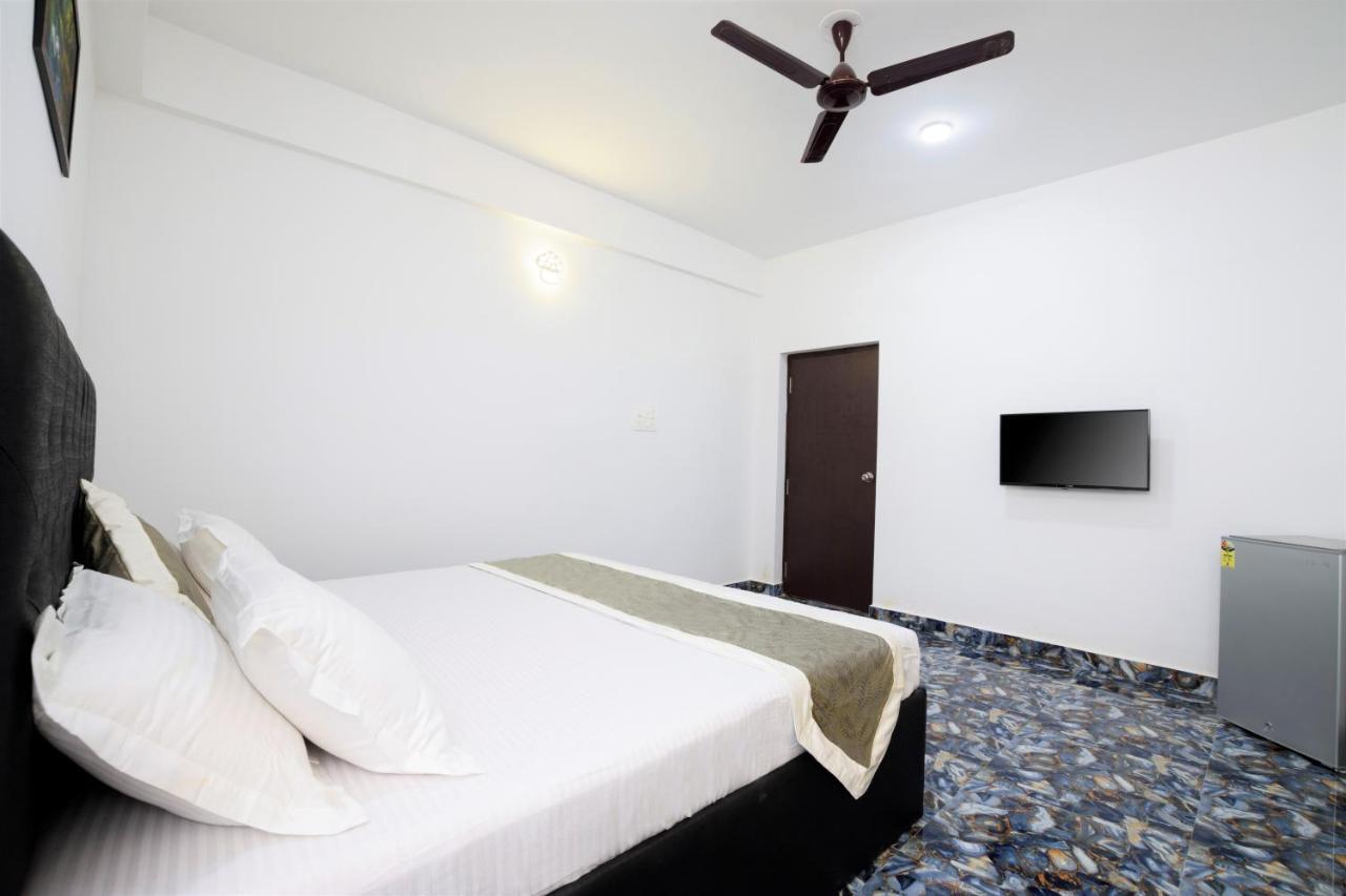 Hotel Flying Goa Calangute Extérieur photo