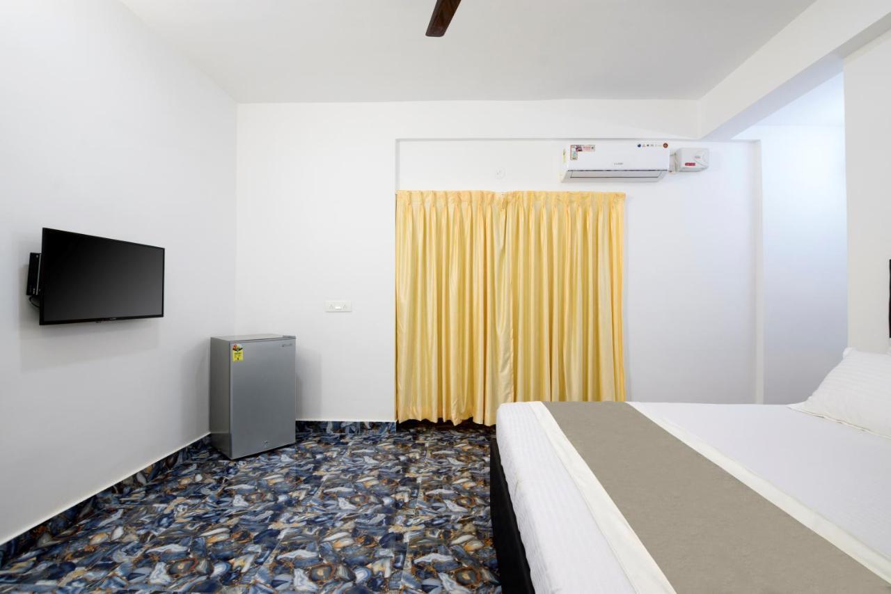Hotel Flying Goa Calangute Extérieur photo